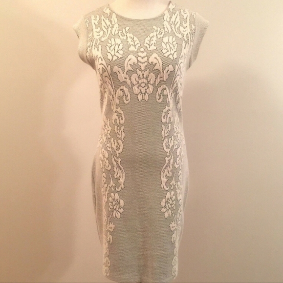 Xhilaration Dresses & Skirts - Xhilaration Dress Stretch Fitted Textured Cap Sl M